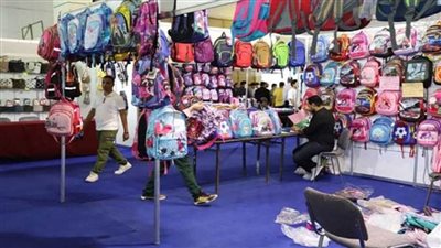 الحكومة تكشف حقيقة طرح السلع بمعارض «أهلا مدارس» بنفس أسعار بيعها بالأسواق