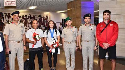 القوات المسلحة تستقبل الأبطال الرياضيين المشاركين فى بطولة العالم للمصارعة بصربيا