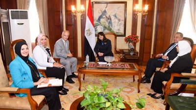 وزيرة الهجرة تستقبل السفير اليوناني بالقاهرة لبحث سبل تعزيز التعاون