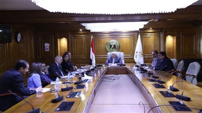 وزير التعليم العالي يعقد اجتماعًا مع وفد الوكالة الأمريكية للتنمية الدولية لمناقشة تطوير كليات التربية (صور)