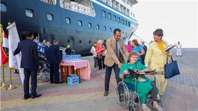 «ميناء الإسكندرية» يستقبل السفينة السياحية «AZAMARA ONWARD» 
