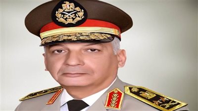 وزير الدفاع يغادر إلى الإمارات في زيارة رسمية