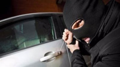 ضبط لصان سرقا سيارة شخص من ذوى الهمم بالقاهرة