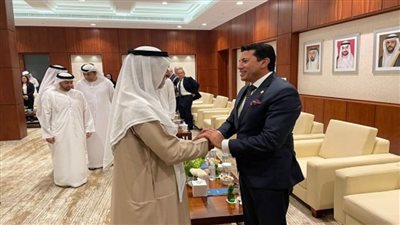 وزير الشباب يشهد الجلسة الافتتاحية للمنتدى الدولي للاتصال الحكومي في الشارقة (صور)