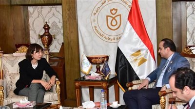 رئيس هيئة الرعاية الصحية يلتقي وفد رفيع المستوى من البنك الدولي لبحث التعاون (صور)