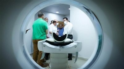 وزير الصحة يوجه باستحداث جهاز الماموجرام ورفع كفاءة قسم الأشعة المقطعية بمستشفى أسوان التخصصي (صور)