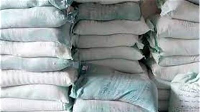 لبيعه بأزيد من السعر.. ضبط 23 طن دقيق بحوزة صاحب محل بالقليوبية  