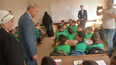 التعليم تنفي وجود 119 طالبا داخل فصل واحد بمدرسة في الخانكة
