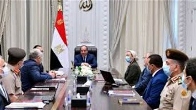 السيسي يوجه باستمرار خطط البنك المركزي والمنظومة المصرفية لتوفير مستلزمات الإنتاج والصناعة