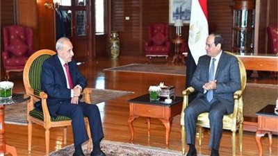 نبيه بري يهنئ الرئيس السيسي بمناسبة ذكرى انتصارات أكتوبر 
