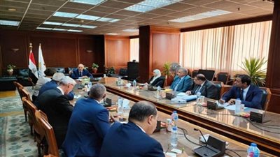 وزير الري: ضرورة العمل علي وضع قطاعات المياه والزراعة والغذاء ضمن ملف التغيرات المناخية (صور)