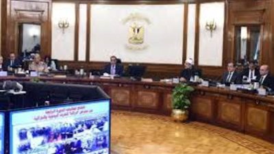 رئيس الوزراء : المؤتمر الاقتصادي يمثل منصة لتبادل وجهات النظر بين الحكومة والخبراء