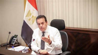 وزير الصحة يناقش الخطط التنفيذية لملفات العمل بقطاعات الوزارة للعام المقبل 2023 (صور)