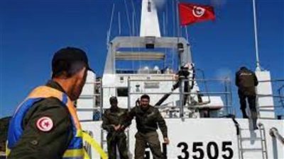 تونس تحبط محاولتين لاجتياز حدودها البرية والبحرية