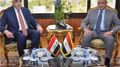 وزير الطيران يبحث مع سفير العراق بالقاهرة آليات التعاون المشترك بين البلدين 