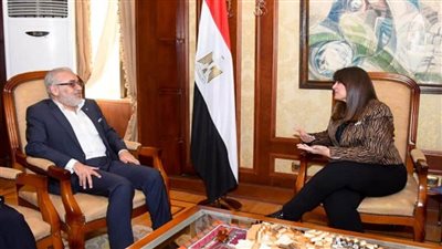 وزيرة الهجرة تستقبل نائب لورد شيشاير لاستعراض إنشاء مشروع طبي وتعليمي في مصر (صور)