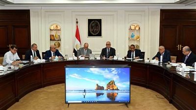 وزير الإسكان ومحافظ القاهرة يتابعان استعدادات إجراء القرعة وتسليم الوحدات السكنية بمشروع تطوير 