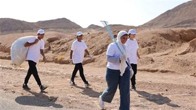 وزيرة البيئة: إنطلاق مبادرة تنظيف شرم الشيخ برًا وبحرًا من البلاستيك (صور)