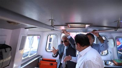 وزير الصحة يتفقد الحجر الصحي بمطار شرم الشيخ الدولي ويوجه بزيادة عدد البوابات الحرارية (صور)