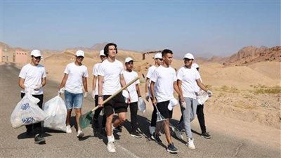 برا وبحرا.. «البيئة» تطلق مبادرة تنظيف شرم الشيخ من المواد البلاستيكية