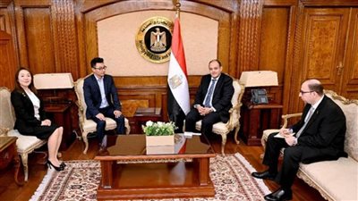 وزير التجارة: الدولة حريصة على تقديم التيسيرات والحوافز لجذب الاستثمارات الأجنبية (صور)