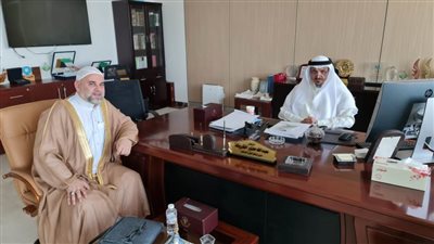 الشيخ مهاجري زيان يبحث التعاون مع مدير مركز تعزبز الوسطية التابع لوزارة الأوقاف الكويتية 