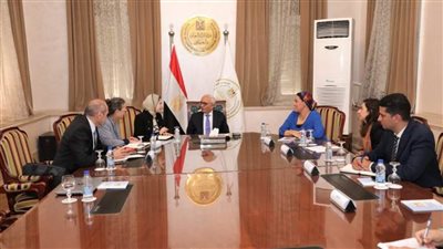 وزير التعليم يبحث سبل التعاون مع وفد اليونسكو