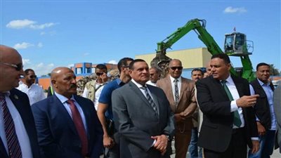 وزيرا التنمية المحلية والبيئة ومحافظ الدقهلية يفتتحون مصنع تدوير المخلفات البلدية الصلبة بالمنزلة (صور)