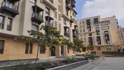 وزير الإسكان يتابع الموقف التنفيذي لمشروع تطوير 