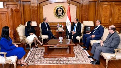 وزير التجارة يبحث مع سفير بريطانيا بالقاهرة سبل تعزيز علاقات الشراكة الاستراتيجية بين البلدين (صور)