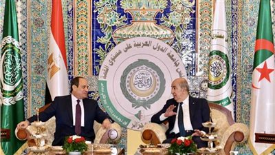الرئيس السيسي يلتقي نظيره الجزائري عبد المجيد تبون 