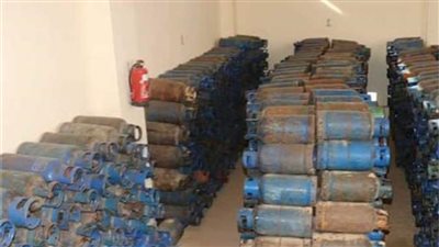 ضبط مسؤول عن مستودع لبيعه أسطوانات بوتاجاز في السوق السوداء بالقاهرة  