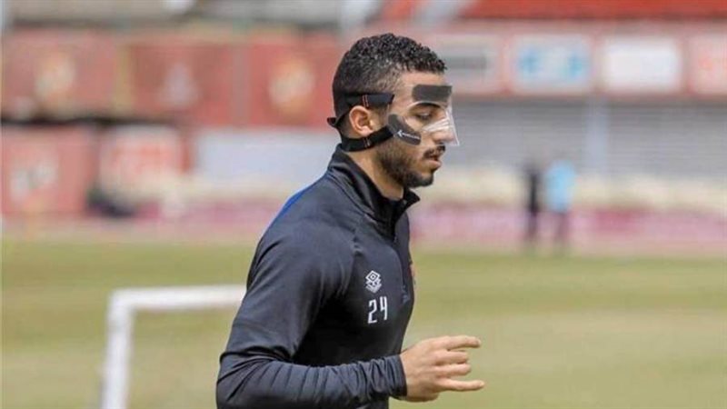 مدافع الأهلي عبد