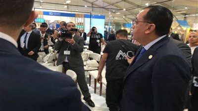 رئيس الوزراء خلال افتتاح الجناح المصري بالمنطقة الزرقاء: نتطلع لتحقيق التنمية المستدامة