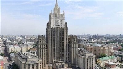 روسيا تستدعي سفير لاتفيا على خلفية «هدم النصب السوفيتية» 