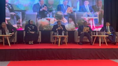 ضمن المعرض العربى للمؤسسات الصغيرة بالجزائر.. نيفين جامع تعرض تجربة مصر في النهوض بقطاع المشروعات الصغيرة (صور)