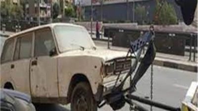 خلال 24 ساعة.. أوناش المرور ترفع 50 سيارة ودراجة نارية متهالكة 