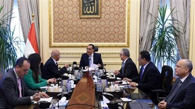 رئيس الوزراء يتابع الموقف التنفيذي لمشروع استكمال وتطوير ميناء العين السخنة (صور)