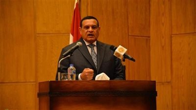 وزير التنمية المحلية يشهد فاعليات البرنامج التدريبي للمرشحين لتولى مناصب قيادية بالمحليات بمركز سقارة للتدريب (صور)