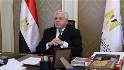 وزير التعليم العالي يشارك في اجتماع لجنة المفوضين السنوي للمعهد المتحد للعلوم النووية (صور)