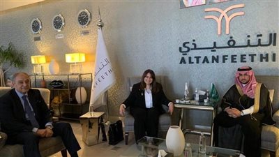 في أولى زياراتها الخارجية.. وزيرة الهجرة تصل إلى الرياض للقاء أكبر جالية مصرية بالخارج