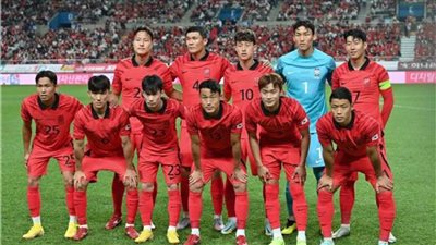 سون يقود كوريا الجنوبية أمام أوروجواي 