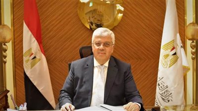 التعليم العالي تغلق كيانين وهميين في المنيا.. وتشيد بـ«الضبطية القضائية»