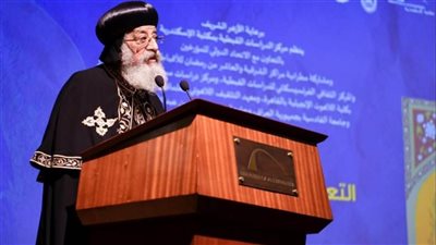 البابا تواضروس يترأس القداس من دير الأنبا بيشوي ويرسم كهنة جددا