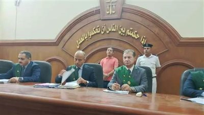 تأجيل ثالث جلسات محاكمة رئيس جامعة دمنهور وآخرين في قضية الرشوة