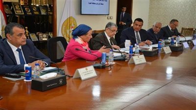 3 وزراء ومحافظ الجيزة يتابعون مشروع محطة تحويل المخلفات لطاقة كهربائية بأبو رواش (صور)