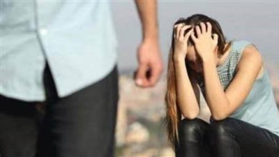 راكبة بولندية تحاول تهريب ترامادول داخل حقائبها في مطار الغردقة