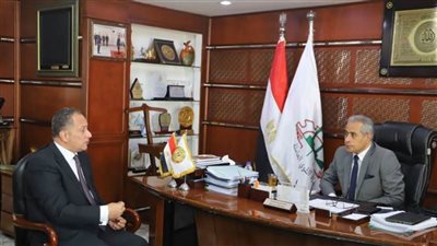 وزير القوى العاملة لـ