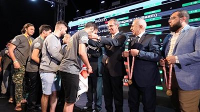 وزير الاتصالات يشهد ختام فاعليات الدورة 25 للمسابقة العربية والإفريقية للبرمجيات لطلاب الجامعات (صور)