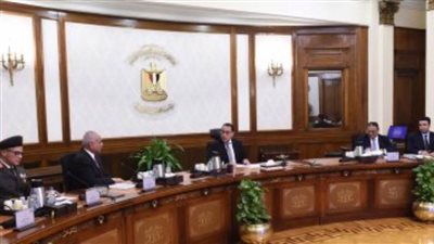 رئيس الوزراء يتابع المشروعات الجارى تنفيذها بمحافظة السويس